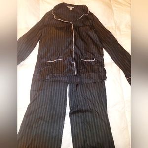 🖤 Victoria's Secret satin black 2 piece pajamas size Medium